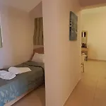 Serenity 3* טולון