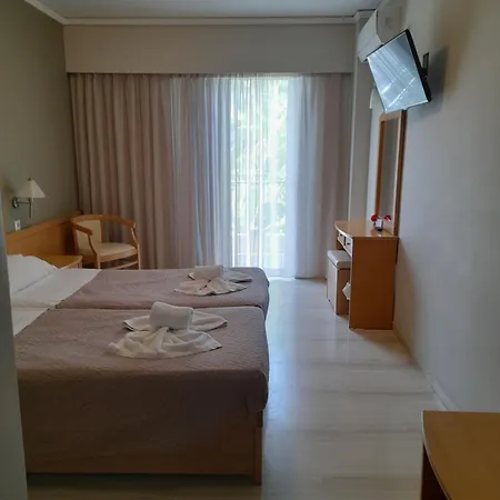 فندق Serenity 3*