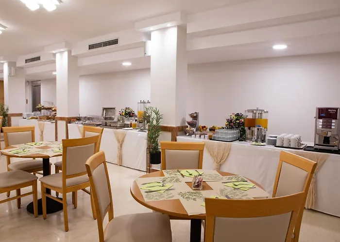 Отель Serenity 3*